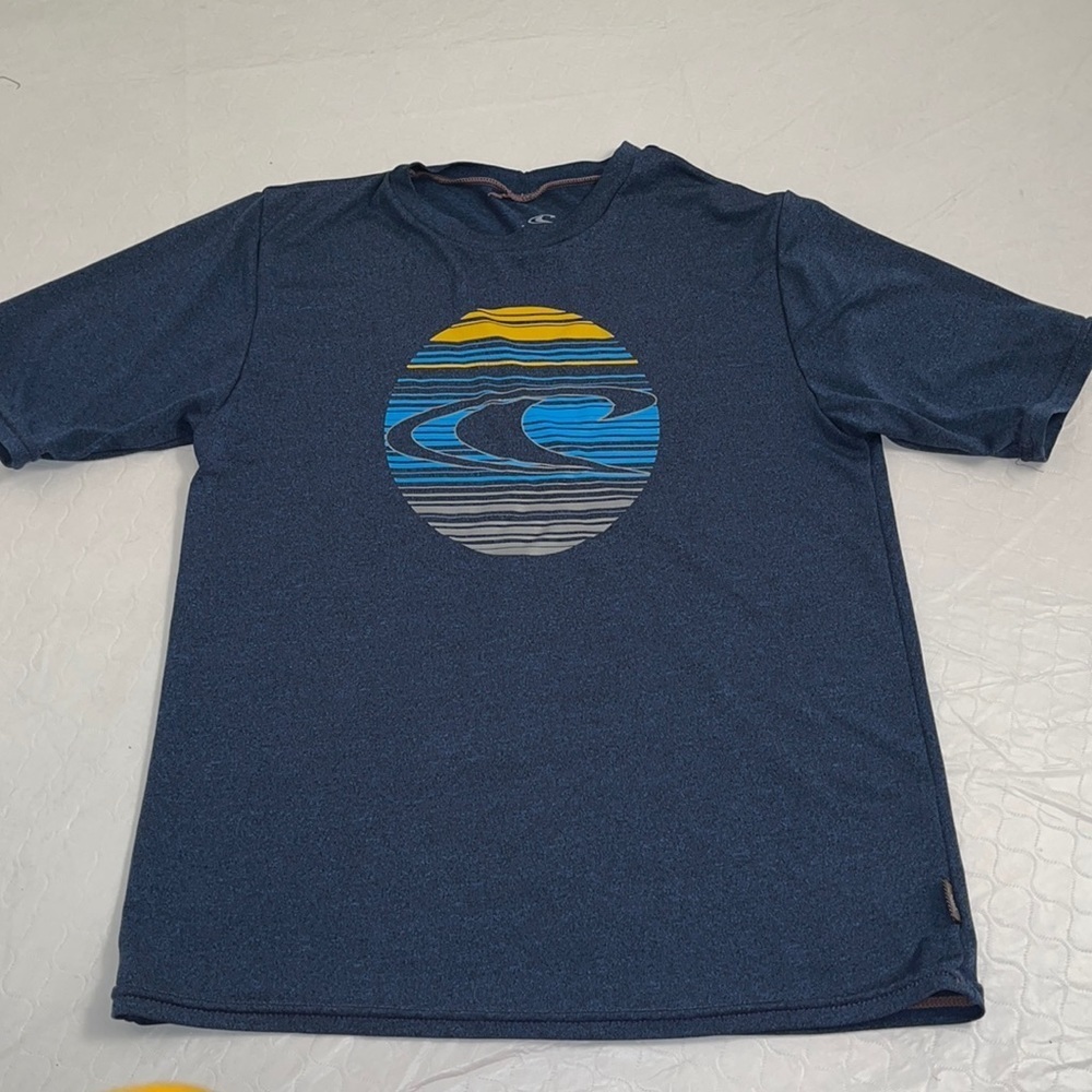 O’Neill SPF 50 blue multicolor performance short sleeve t-shirt